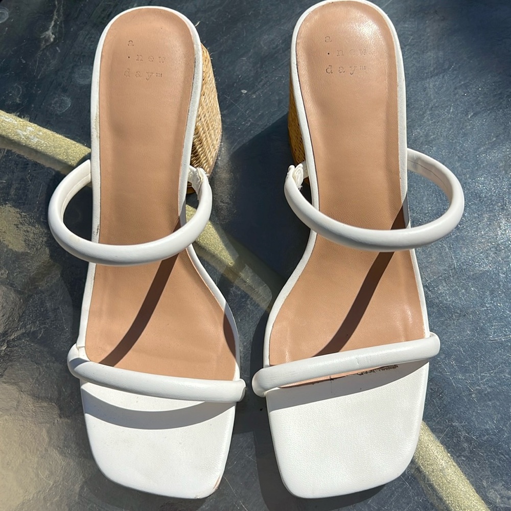 A.new.day Womens 8 1/2 Target Heel Sandal